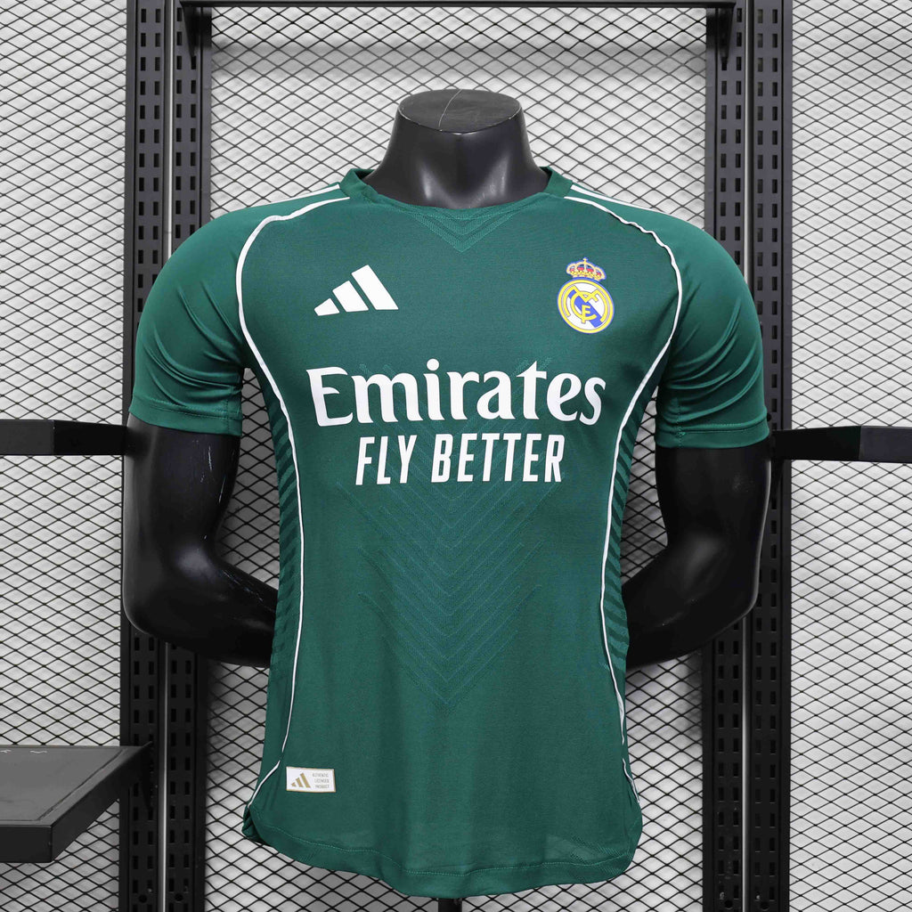 Maillot Real Madrid concept 2025-26 Maison To Sport
