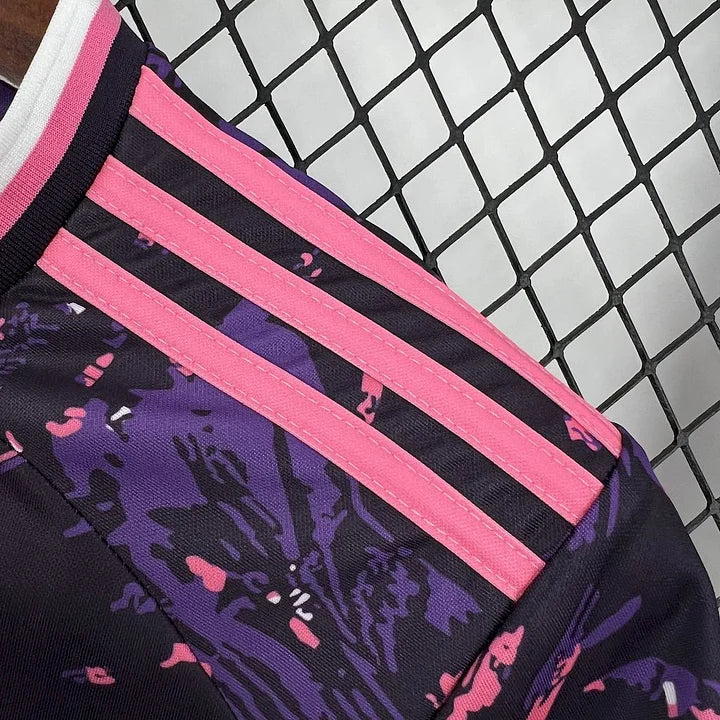 Maillot Real Madrid foot concept rose 2024 2025 Maison To Sport